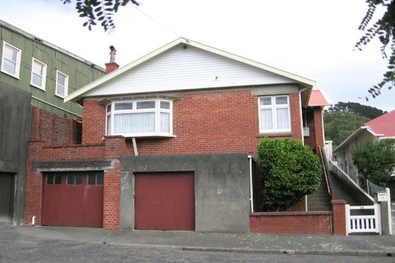 Photo of property in 14 Trevor Terrace, Newtown, Wellington, 6021