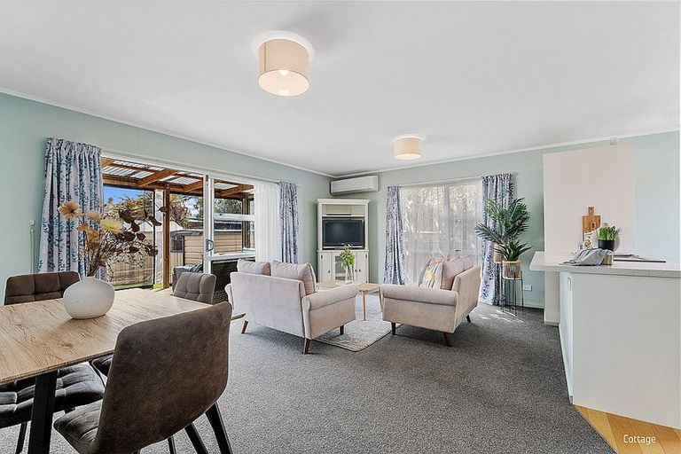 Photo of property in 9 Willow Avenue, Hannahs Bay, Rotorua, 3010