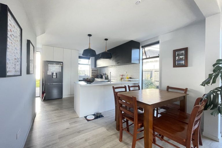 Photo of property in 1/8 New Brighton Road, Shirley, Christchurch, 8061