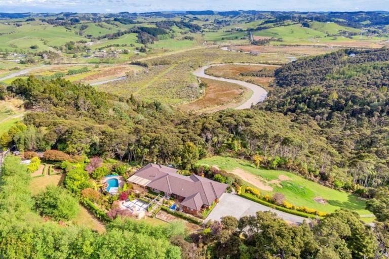 Photo of property in 173a Pinchgut Road, Kaukapakapa, 0873
