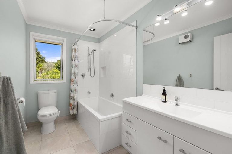 Photo of property in 45 Edkins Road, Kerikeri, 0230