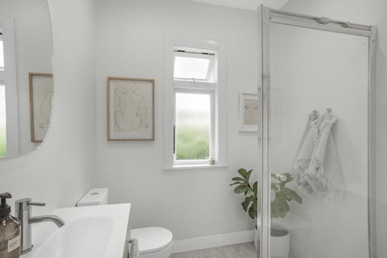 Photo of property in 6 Bridge Street, Melling, Lower Hutt, 5010