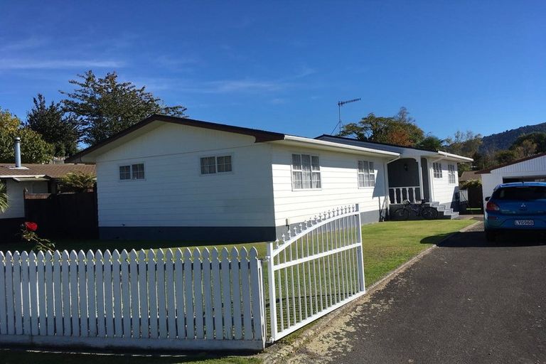 Photo of property in 323 Malfroy Road, Pomare, Rotorua, 3015