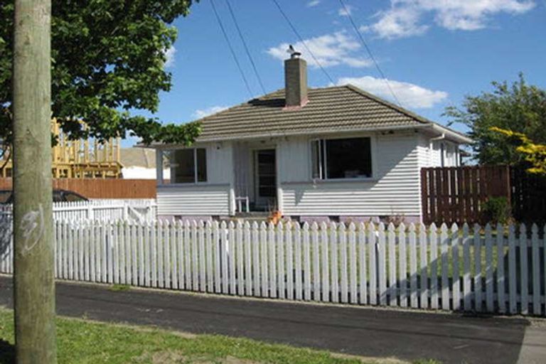 Photo of property in 24 Orontes Street, Shirley, Christchurch, 8013