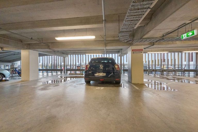 Photo of property in 901/6 Waikumete Road, Glen Eden, Auckland, 0602