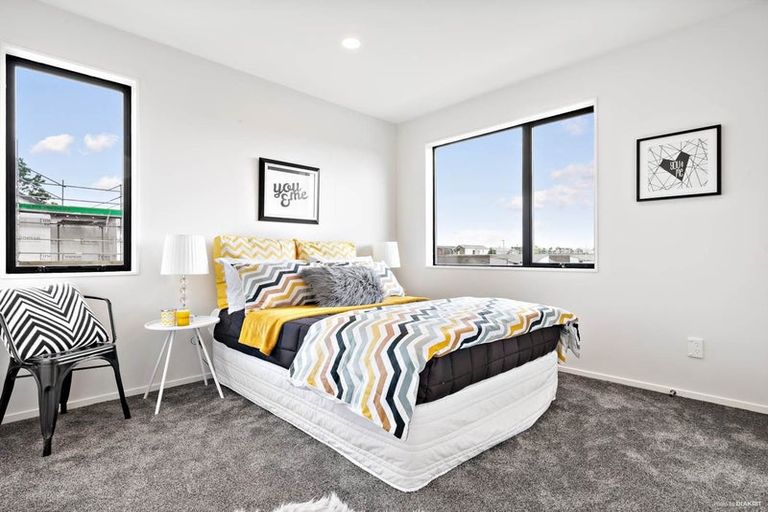 Photo of property in 28 Turehu Road, Papakura, 2110