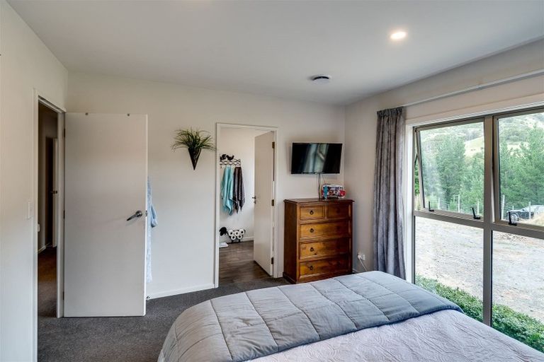 Photo of property in 1584 Dartmoor Road, Dartmoor, Napier, 4186