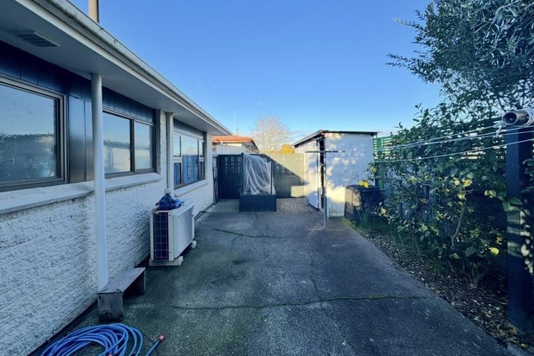 Photo of property in 6 Bethel Court, Milson, Palmerston North, 4414