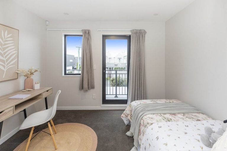 Photo of property in 37 Rhodes Street, Merivale, Christchurch, 8014