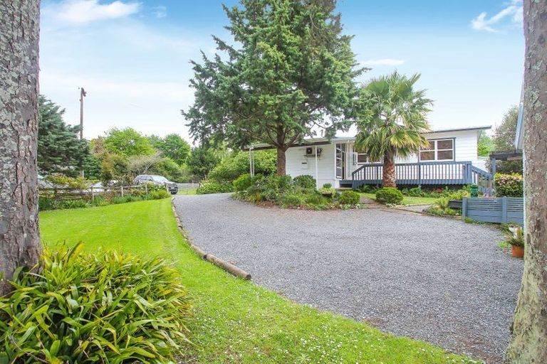 Photo of property in 1096 Kaipara Coast Highway, Kaukapakapa, 0873