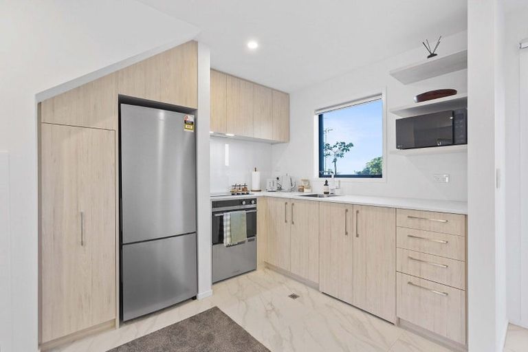 Photo of property in 4 Leaver Terrace, North New Brighton, Christchurch, 8083