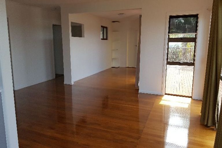 Photo of property in 3 Tudor Place, Mairangi Bay, Auckland, 0630