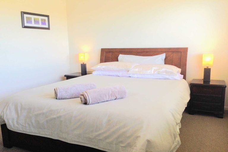 Photo of property in 37/64 Kawaha Point Road, Kawaha Point, Rotorua, 3010