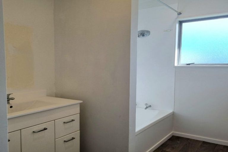 Photo of property in 13 Solomon Street, Brookfield, Tauranga, 3110