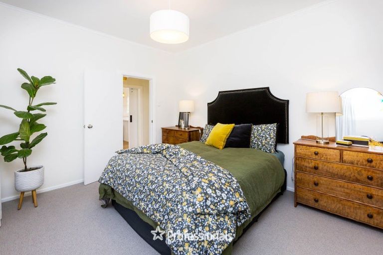 Photo of property in 43 Wyndham Road, Pinehaven, Upper Hutt, 5019