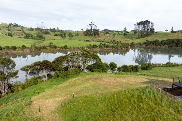 Photo of property in 70 Omahina Street, Raglan, 3225