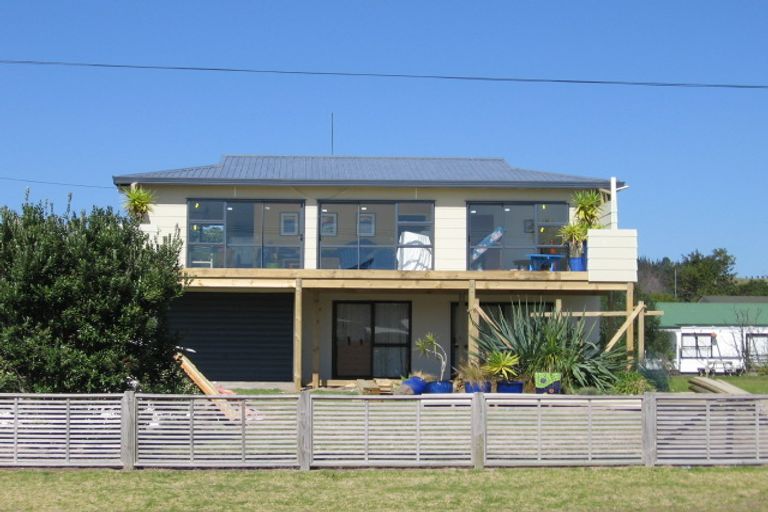 Photo of property in 166 Captain Cook Road, Cooks Beach, Whitianga, 3591