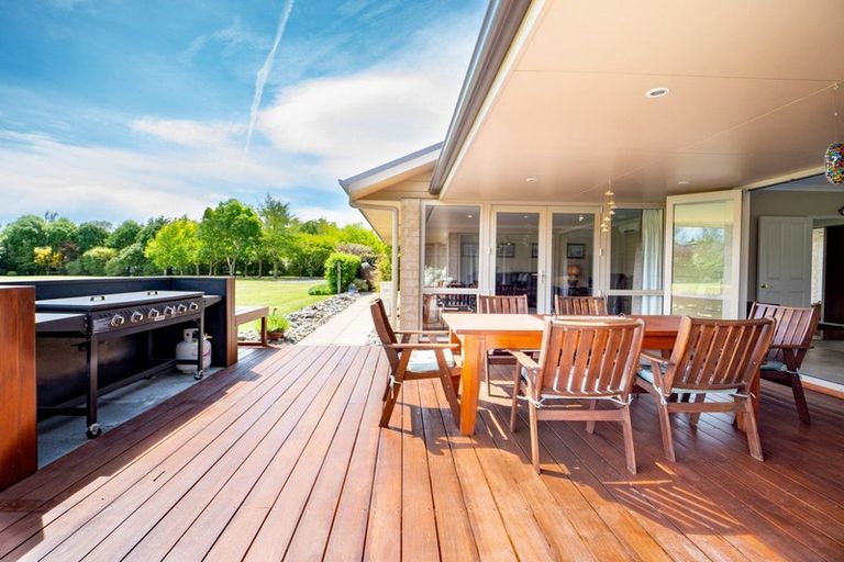 Photo of property in 30 Macdonalds Lane, Waikuku, Rangiora, 7473