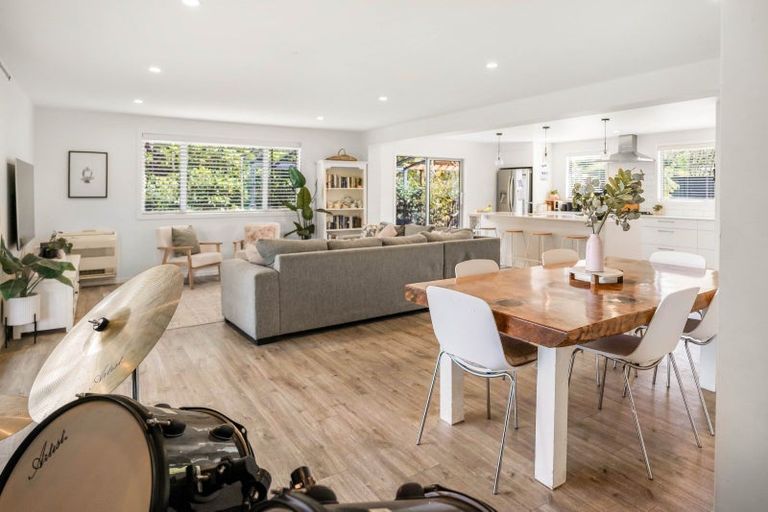 Photo of property in 41 Kemp Road, Kerikeri, 0230