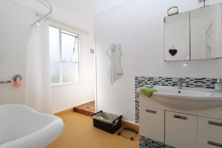 Photo of property in 41 Seafront Road, Castlecliff, Whanganui, 4501