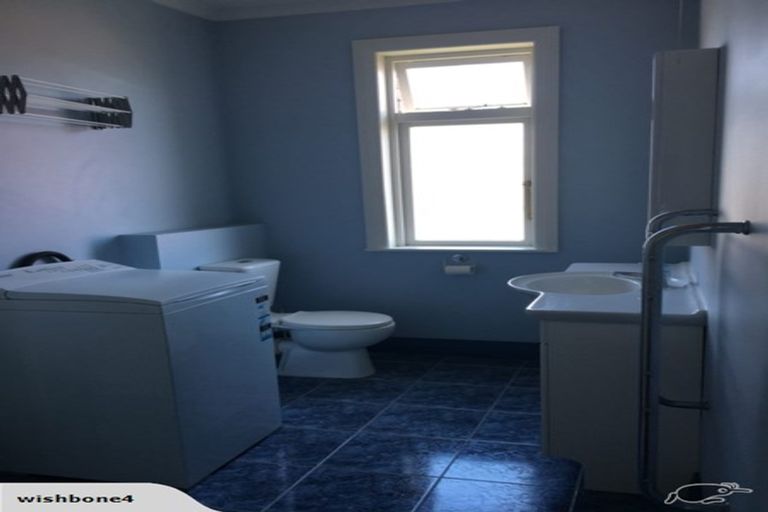 Photo of property in 58 Brougham Street, Mount Victoria, Wellington, 6011