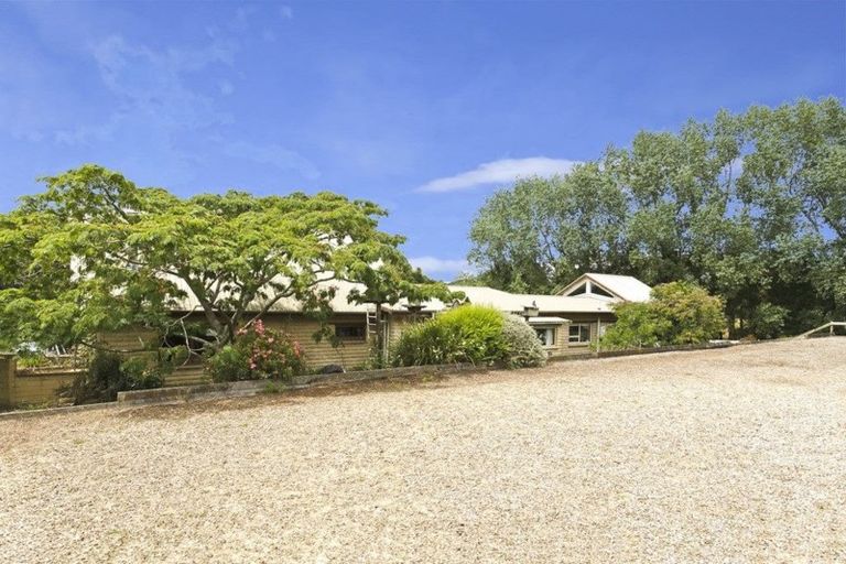 Photo of property in 280 Inland Road, Helensville, 0875