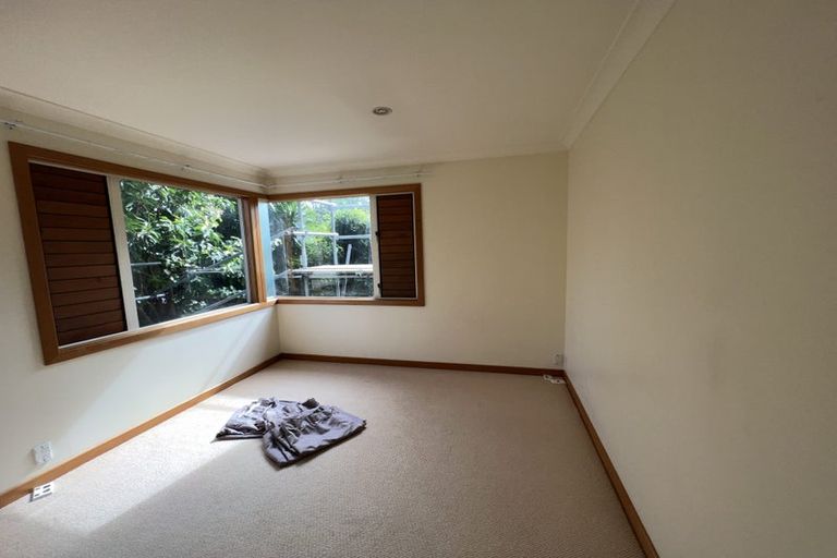 Photo of property in 2/25 Seacliffe Avenue, Belmont, Auckland, 0622