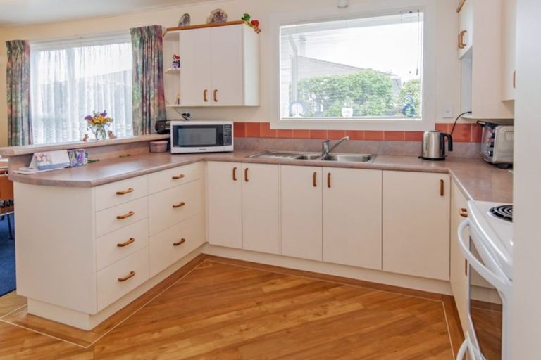 Photo of property in 21 Carston Street, Leeston, 7632