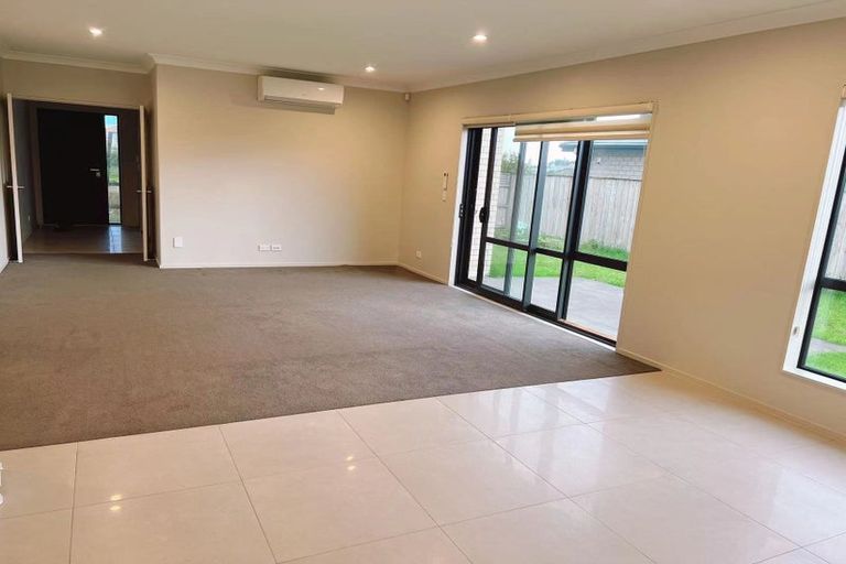 Photo of property in 7 Kuhanui Drive, Karaka, Papakura, 2113
