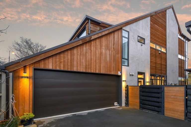 Photo of property in 2/2a Dorset Street, Christchurch Central, Christchurch, 8013