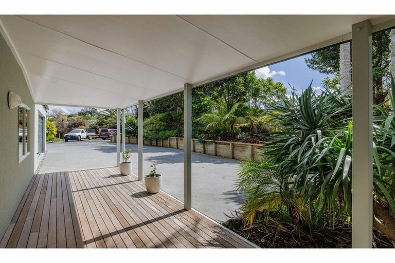 Photo of property in 33a Skudders Beach Road, Kerikeri, 0294