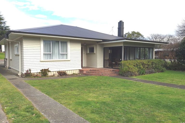 Photo of property in 5 Ruataniwha Street, Waipukurau, 4200