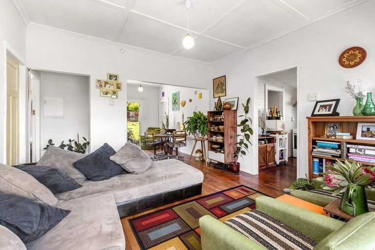 Photo of property in 20 Smith Street, Raglan, 3225