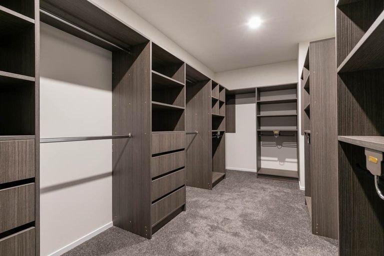 Photo of property in 11 Taraire Place, Orewa, 0931