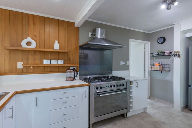 Photo of property in 62 Lord Rutherford Road North, Brightwater, 7022