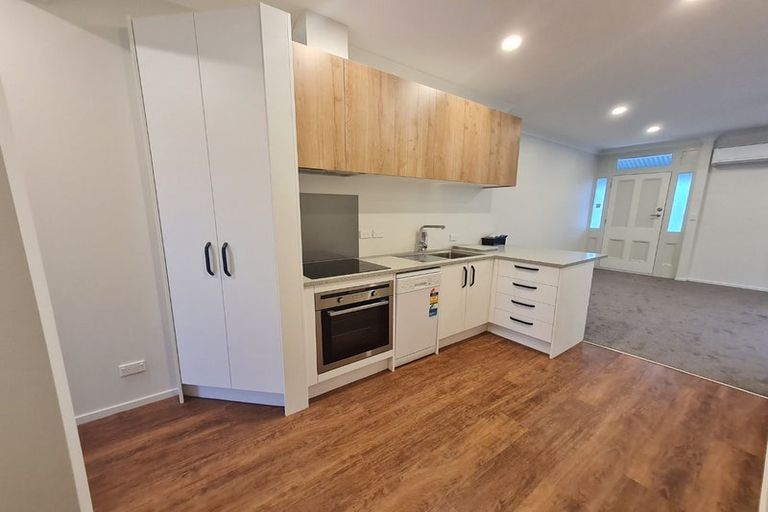 Photo of property in 2/16 Charles Street, Waltham, Christchurch, 8011