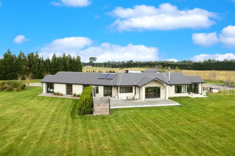 Photo of property in 83 Brackenfield Downs Road, Fernside, Rangiora, 7471