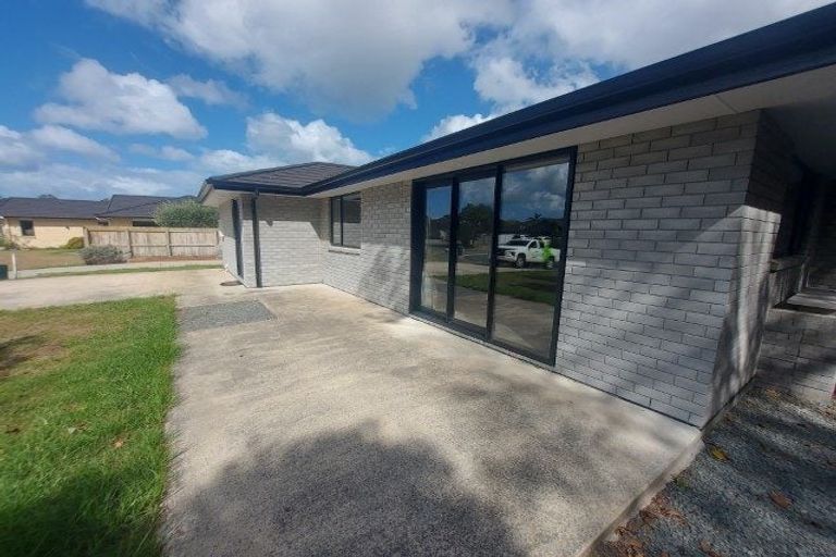 Photo of property in 8 Waimanu Place, Ruakaka, 0116