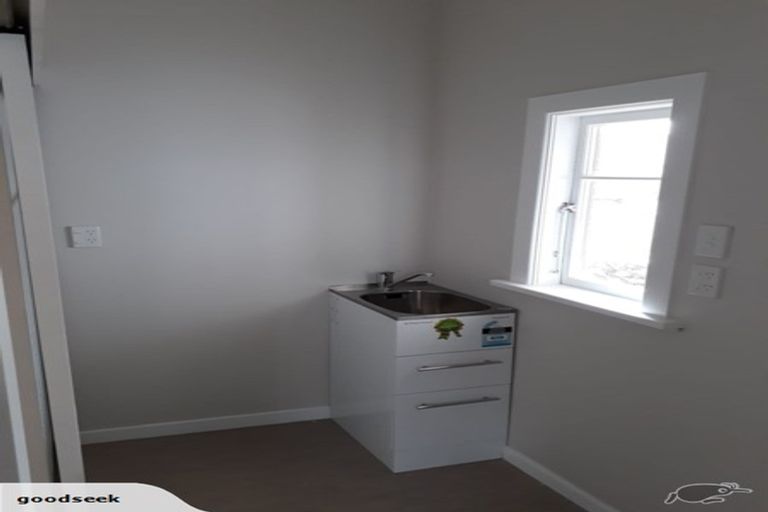 Photo of property in 103 Freyberg Street, Lyall Bay, Wellington, 6022