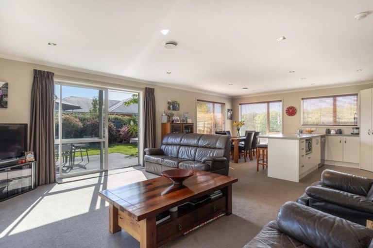 Photo of property in 18 Kitakita Grove, Motueka, 7120
