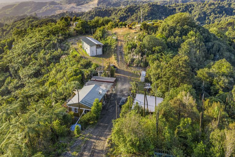 Photo of property in 872 Ponga Road, Opaheke, Papakura, 2584