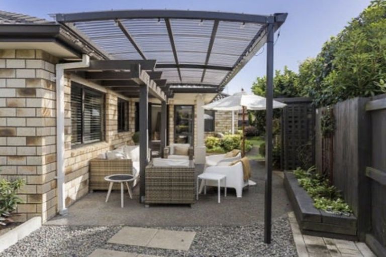 Photo of property in 14 Putaka Place, Papamoa Beach, Papamoa, 3118