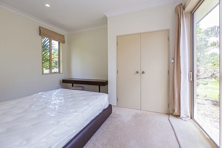 Photo of property in 87 Ashwood Avenue, Dairy Flat, Albany, 0792