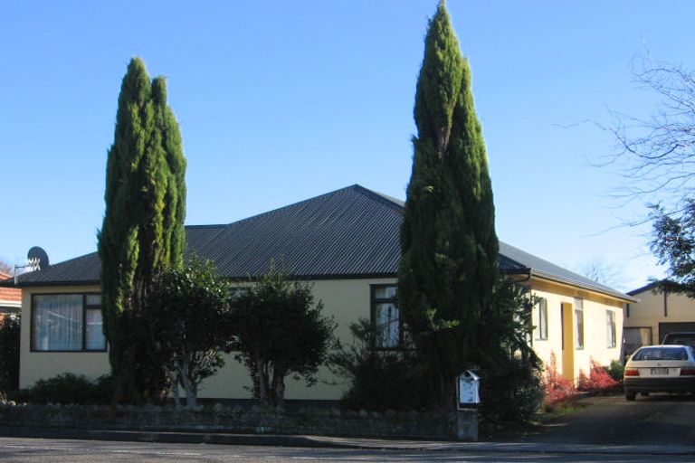 Photo of property in 57 Featherston Street, Takaro, Palmerston North, 4412