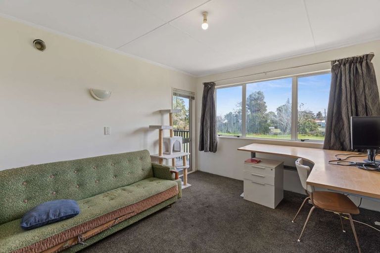 Photo of property in 121 Weraroa Road, Waverley, 4510