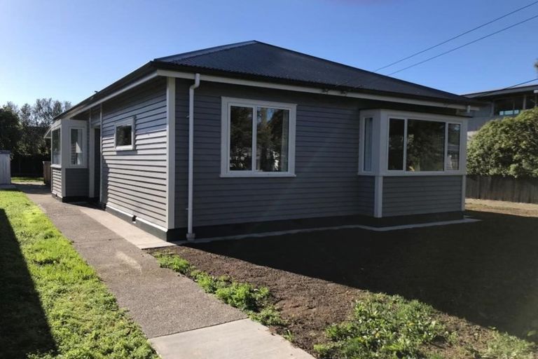 Photo of property in 13 Bass Street, Woolston, Christchurch, 8062