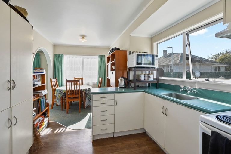 Photo of property in 30b Yeats Crescent, Fairfield, Hamilton, 3214