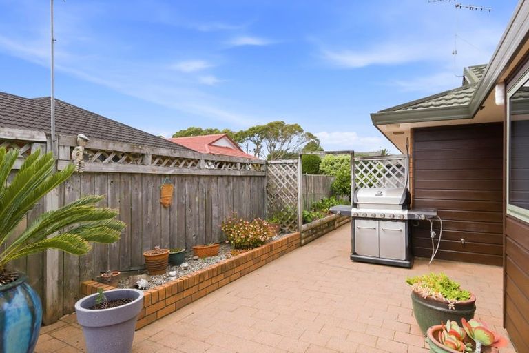 Photo of property in 68 Cedar Drive, Paraparaumu Beach, Paraparaumu, 5032