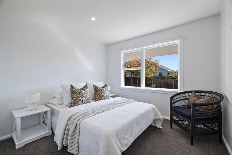 Photo of property in 98 Teesdale Street, Burnside, Christchurch, 8053
