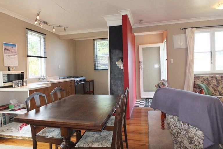 Photo of property in 5 Thomas Place, Foxton Beach, Foxton, 4815